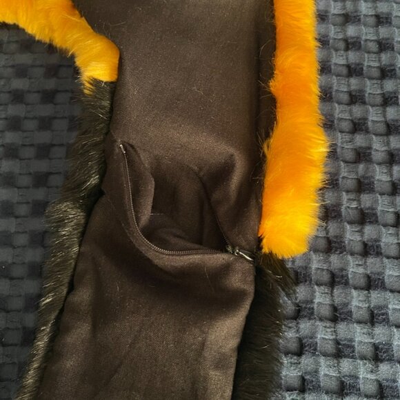 Golden Wolf Luxe Faux Fur SpiritHood - Picture 5 of 7
